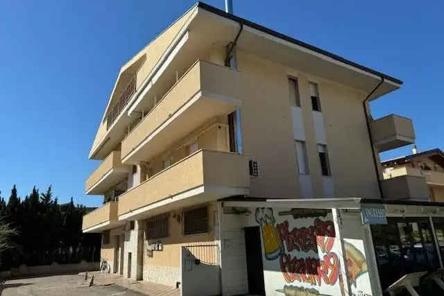 Zweizimmerwohnung in Viale Abruzzo 58, Montesilvano - Foto 1