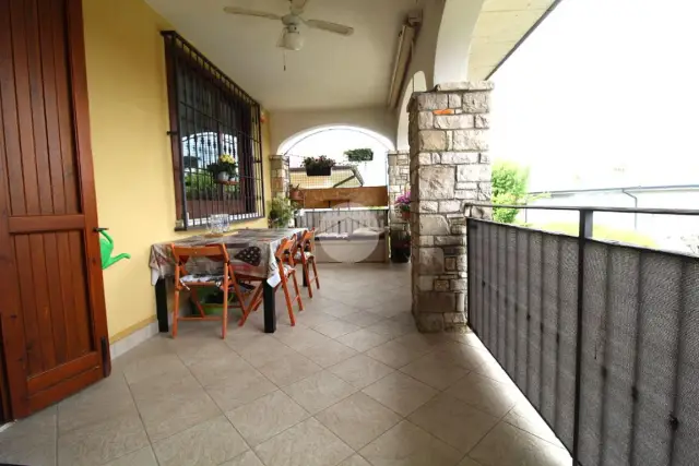 Trilocale in vendita, Via Carebe 1, Calvagese Della Riviera - Foto 1