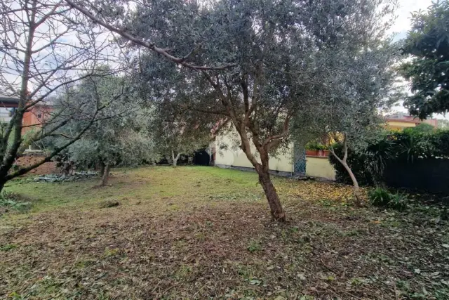 Terreno edificabile in Via Monte Lupone, Latina - Foto 1