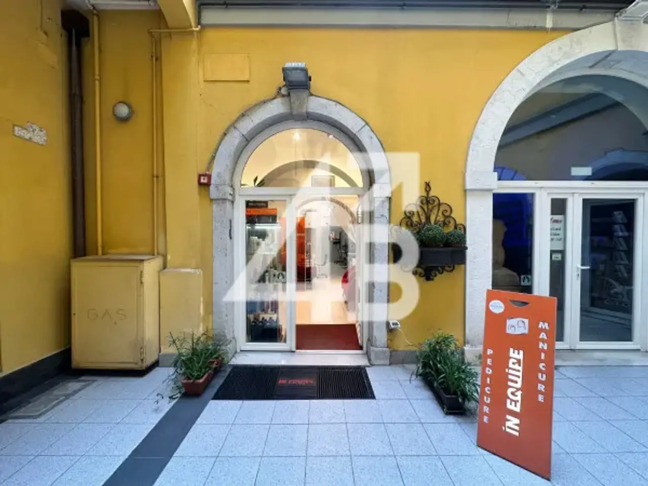 Parrucchiere in Via Giacinto Gallina 4, Trieste, {3} - Foto 1
