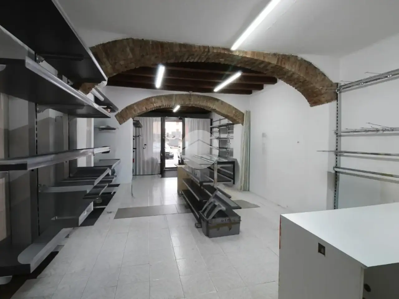 Negozio in Piazza Liberta 210, Urgnano, {3} - Foto 1