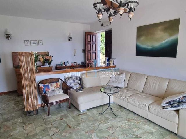 Apartament in Via Bergiola  26, Massa - Photo 1