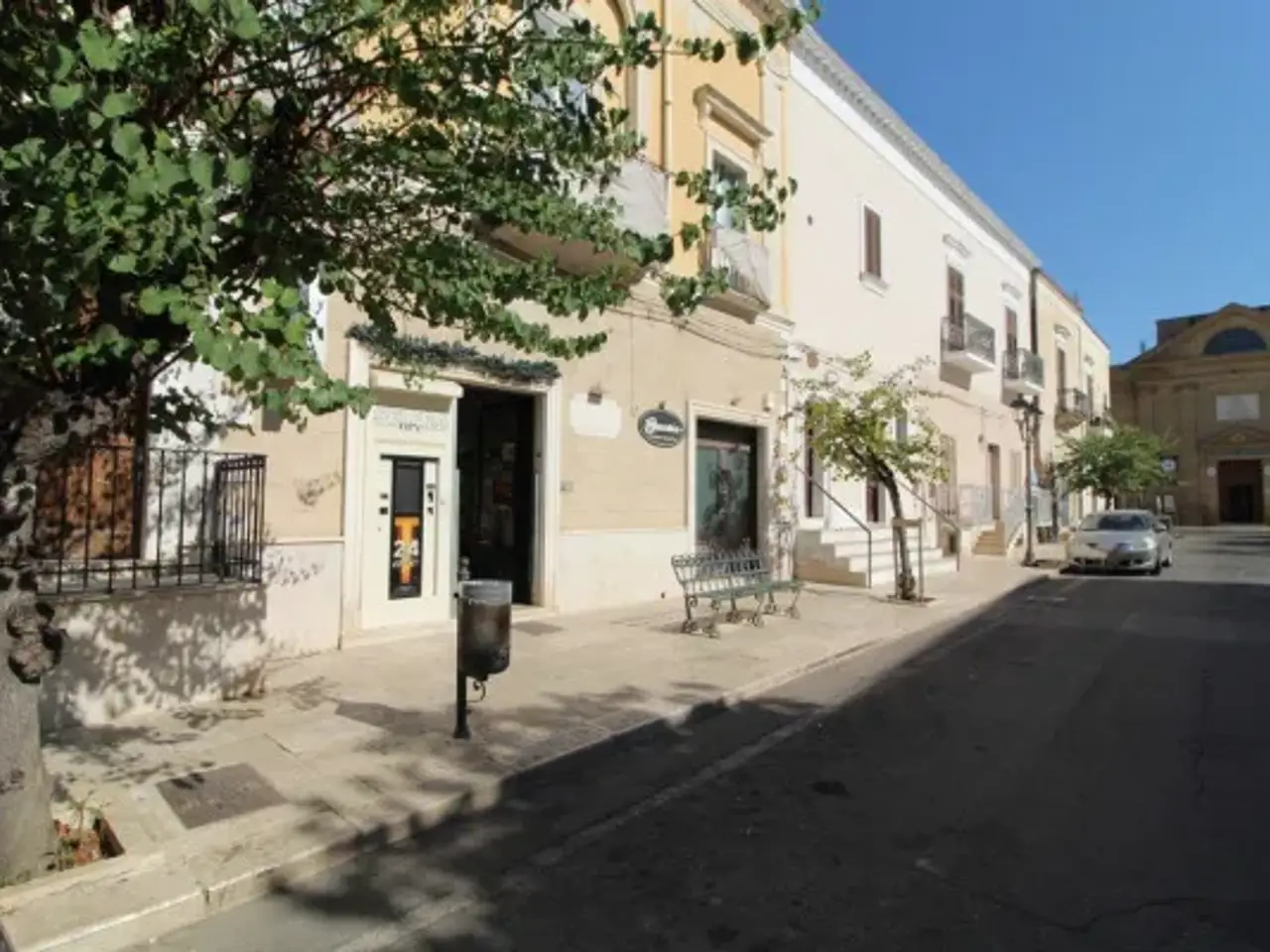 Tabaccheria in Via Costantinopoli 24, Pulsano, {3} - Foto 2