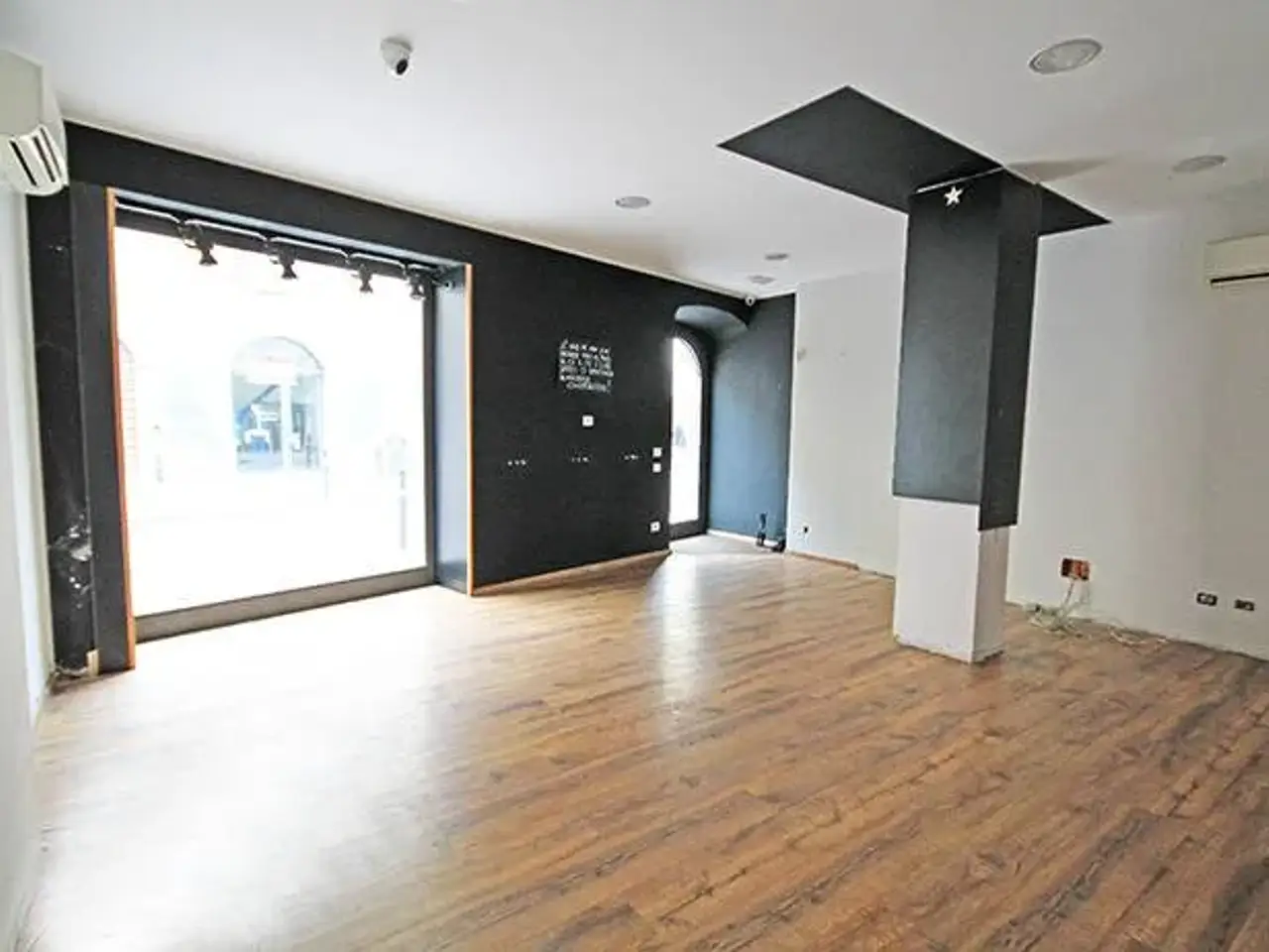 Negozio in Via San Bernardino, Bergamo, {3} - Foto 1