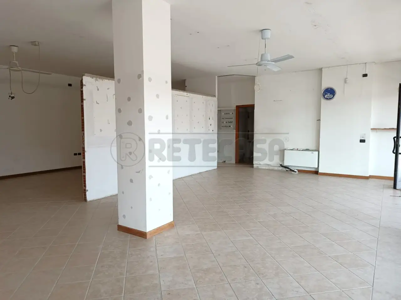 Palazzina commerciale in Via Papa Giovanni XXIII, Barbarano Mossano, {3} - Foto 2