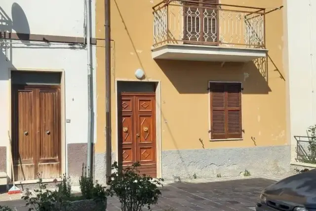 Vierzimmerwohnung in Via San Rocco, Campo di Giove - Foto 1