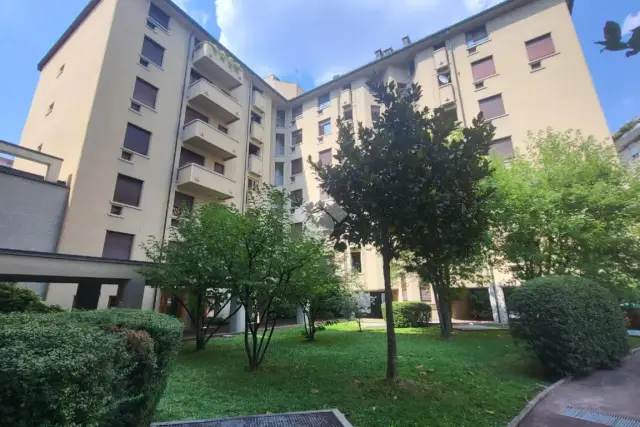 Quadrilocale in Via Antonio Ghislanzoni 37, Bergamo - Foto 1