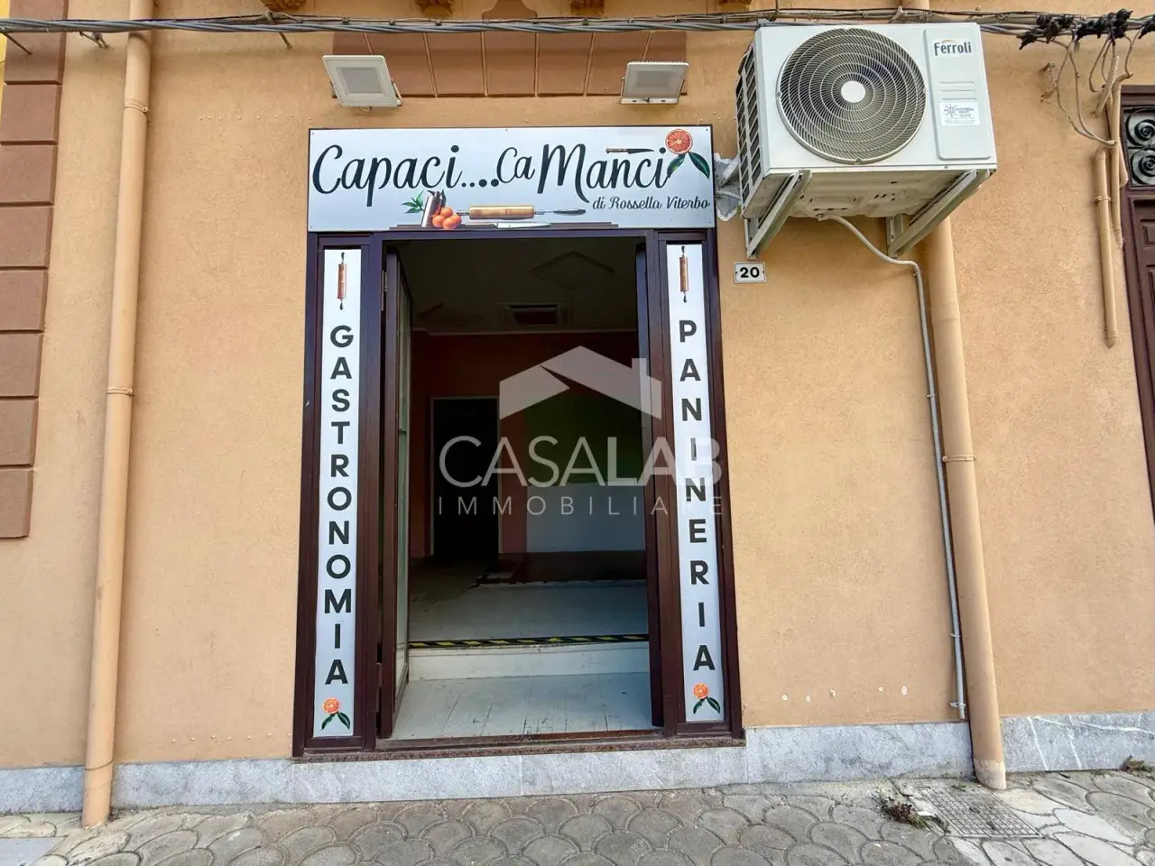 Esercizio commerciale in Via Domenico Sommariva Snc, Capaci, {3} - Foto 1