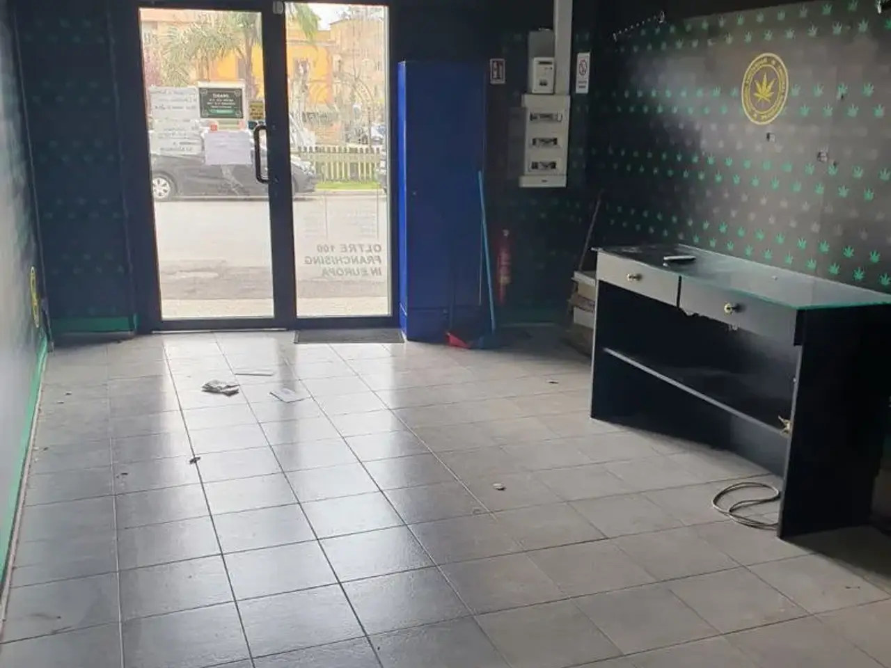 Negozio in Via Ancona  38/a, Ladispoli, {3} - Foto 2