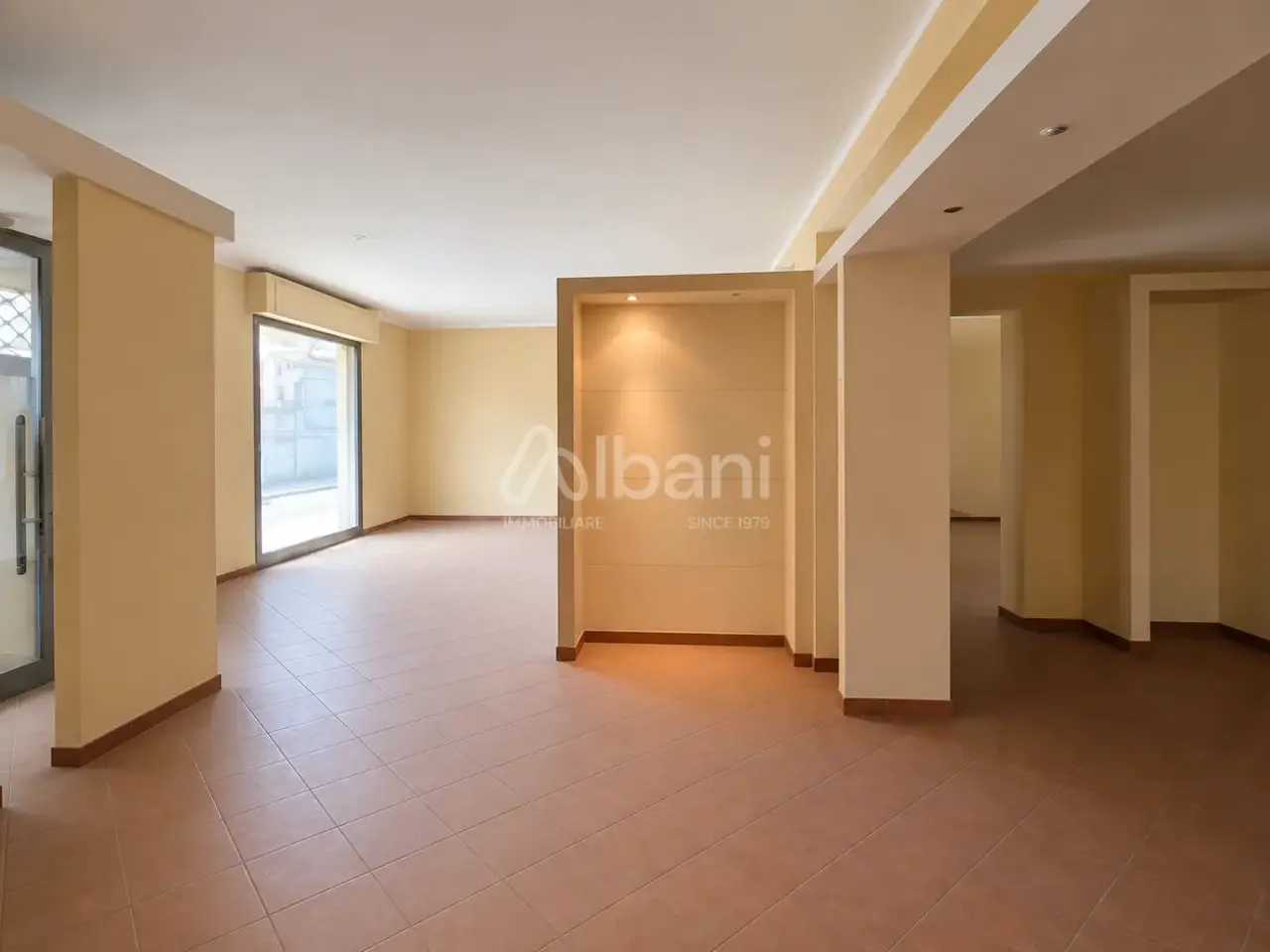 Palazzina commerciale in , Vezzano Ligure, {3} - Foto 1