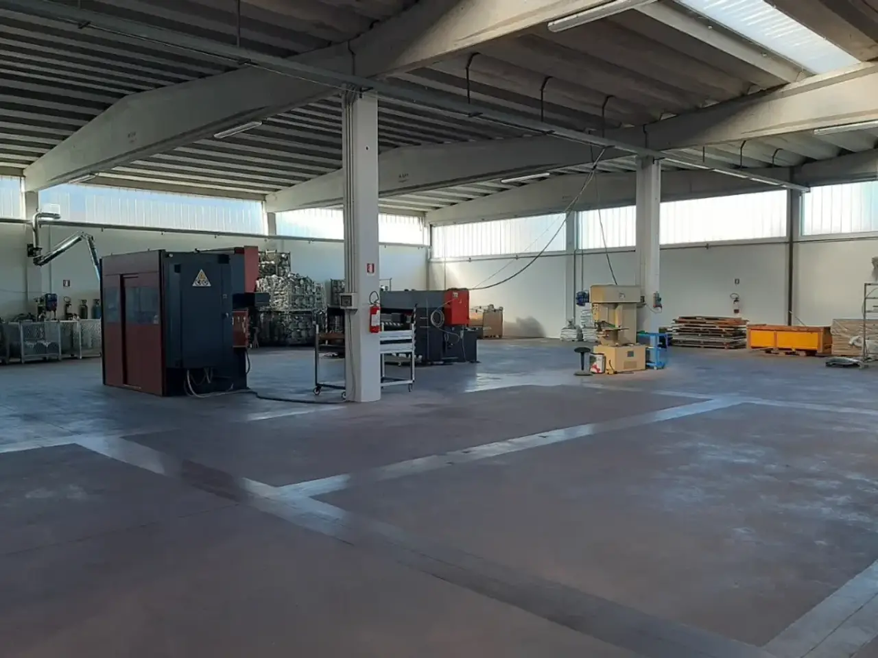 Capannone in , Albinea, {3} - Foto 1