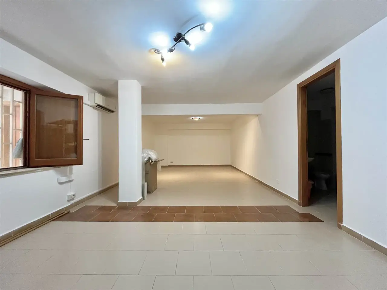 Ufficio in Via Rudinì, Palermo, {3} - Foto 1