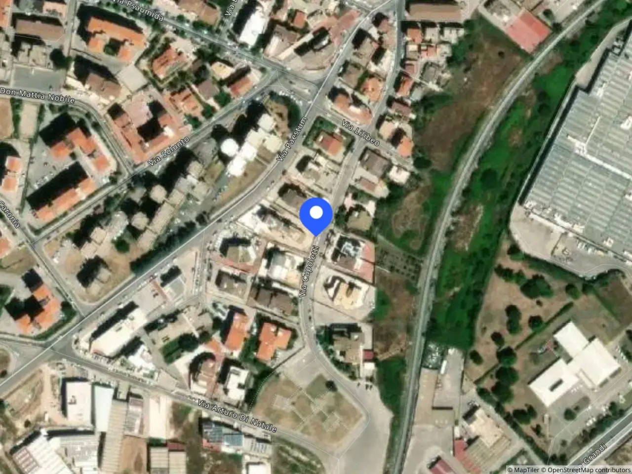 Fabbricato misto in Via Cupoletti 31 31, Ragusa, {3} - Foto 1