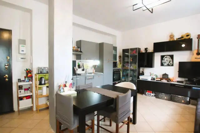 2-room flat in Via Regina Margherita 67, Biassono - Photo 1