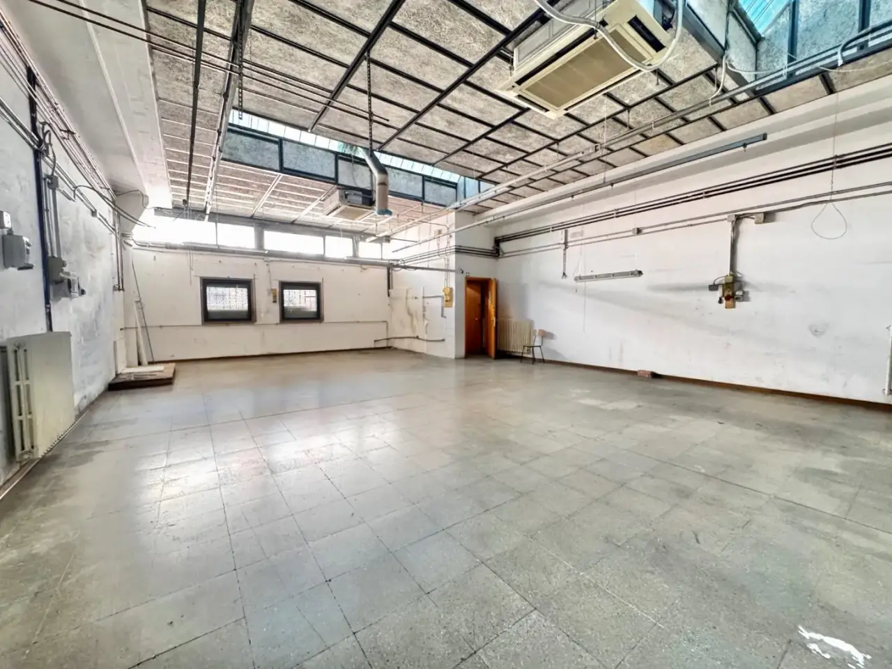 Laboratorio in , Arezzo, {3} - Foto 1
