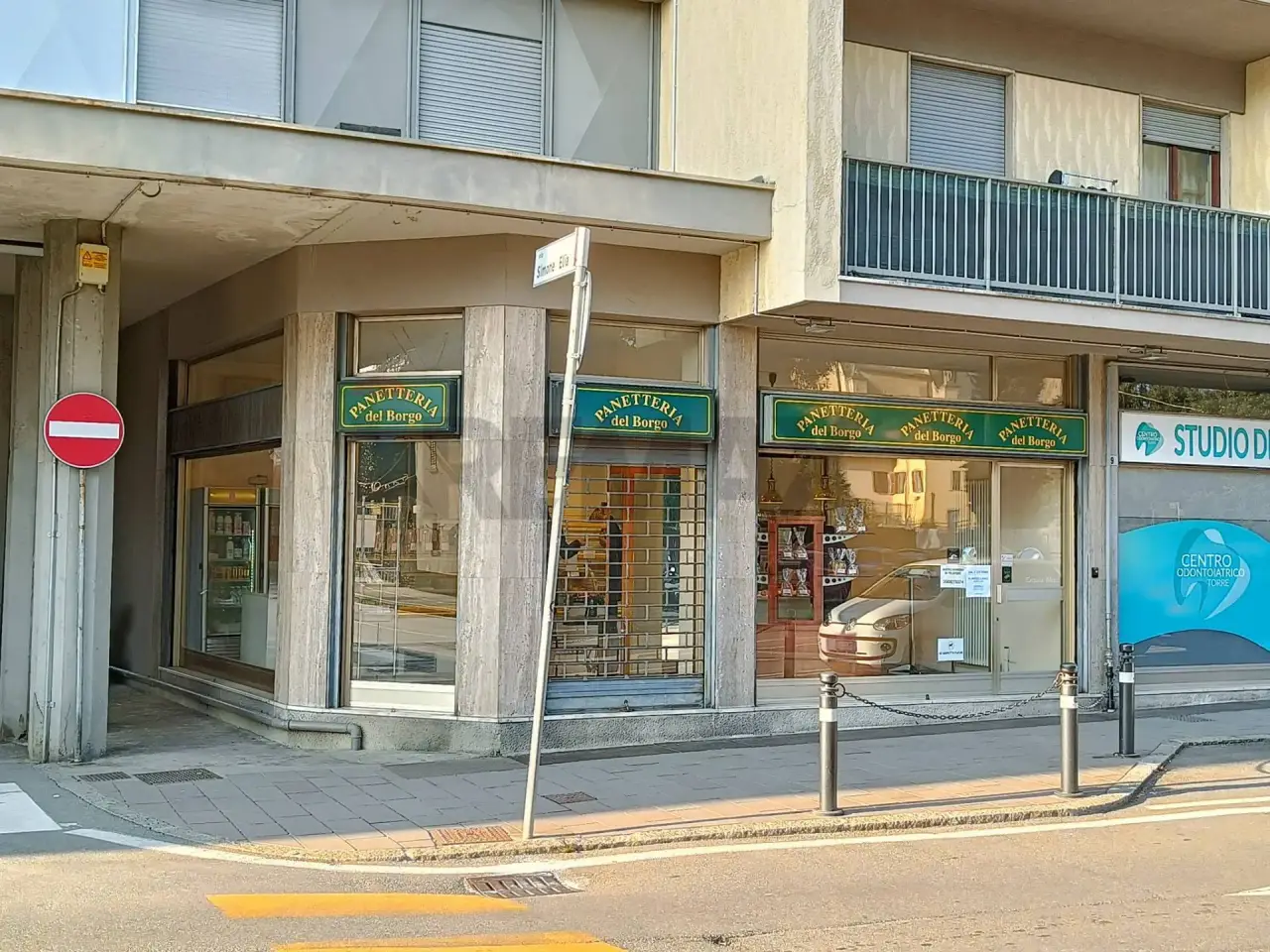 Negozio in Piazza Papa Giovanni XXIII 9, Torre Boldone, {3} - Foto 1