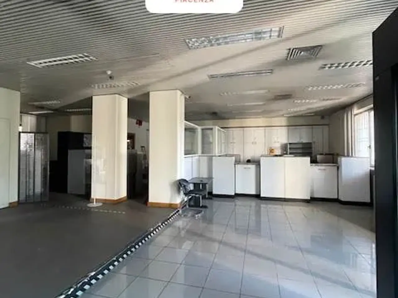 Ufficio in , Piacenza, {3} - Foto 1
