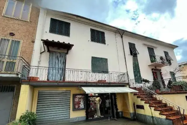 Apartament in Via Padre Antonelli , Pistoia - Photo 1