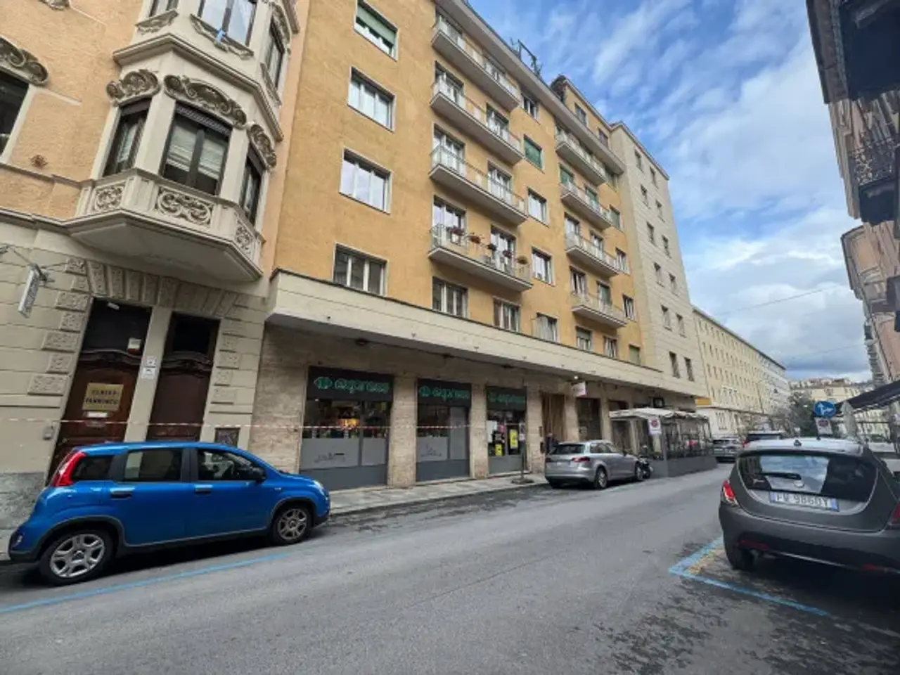 Negozio in Via Maria Vittoria 37, Torino, {3} - Foto 1