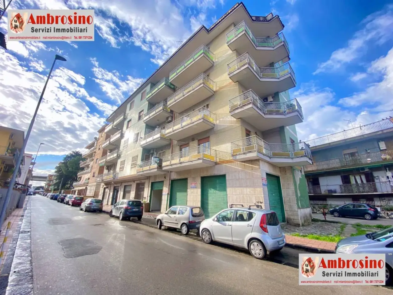 Locale commerciale in Via Giuseppe Mazzini 67, Arzano, {3} - Foto 1