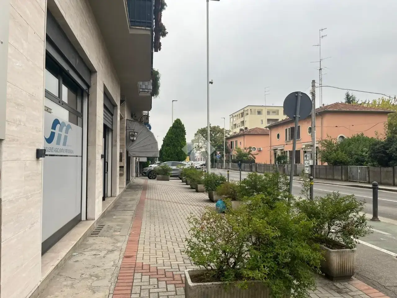 Negozio in Via Venezia 32, Parma, {3} - Foto 2