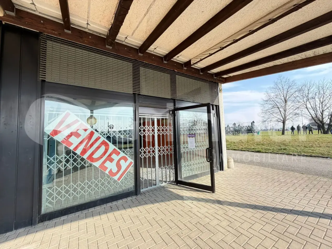 Esercizio commerciale in Via Emilia Piacentina  4, Castel San Giovanni, {3} - Foto 2