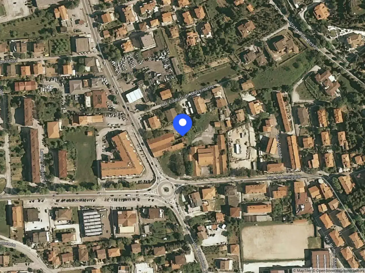 Fabbricato misto in Via Flaminia, N. Snc, Gualdo Tadino, {3} - Foto 1
