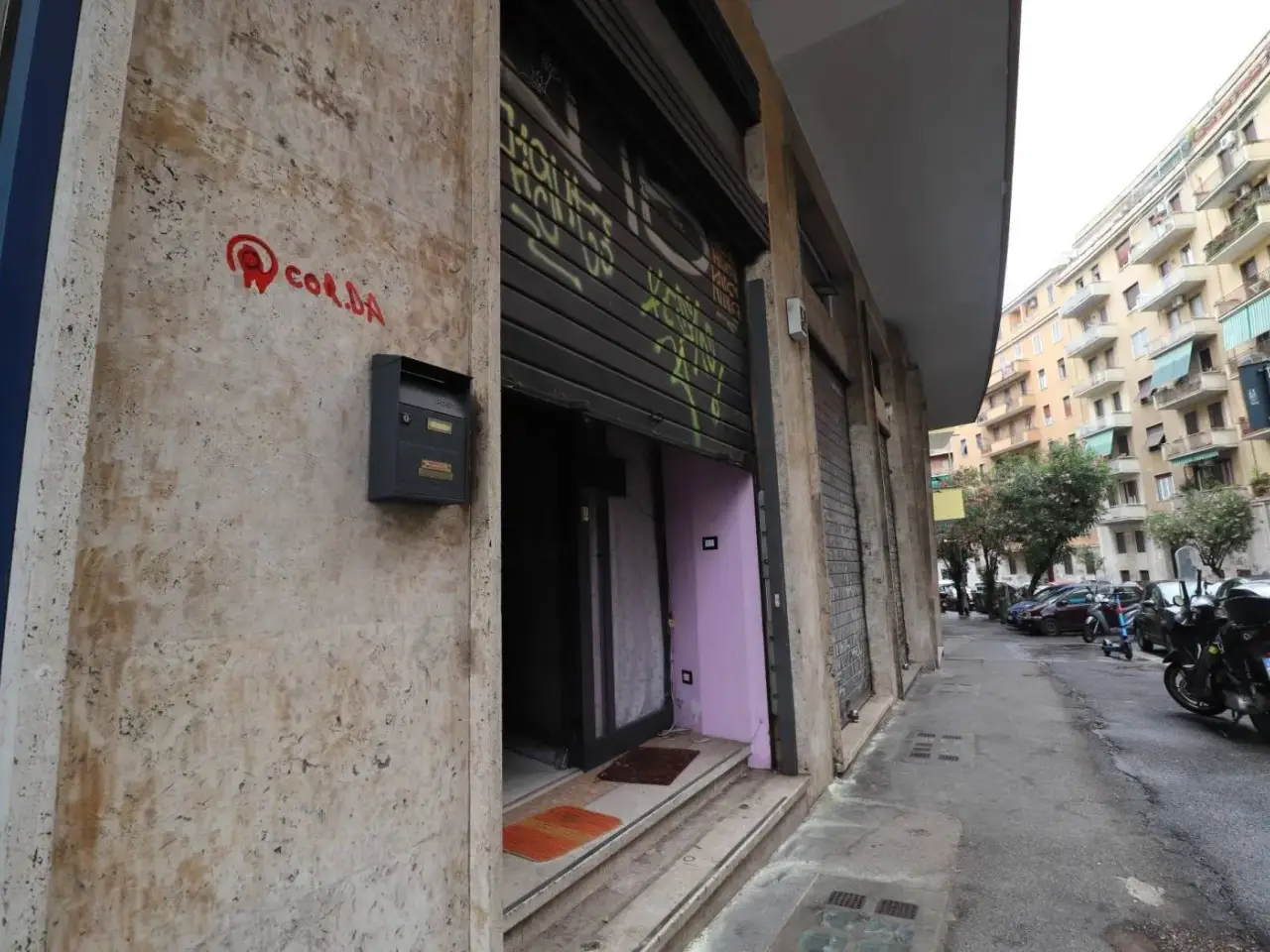 Locale commerciale in Via Tripoli 3 Roma, Roma, {3} - Foto 1