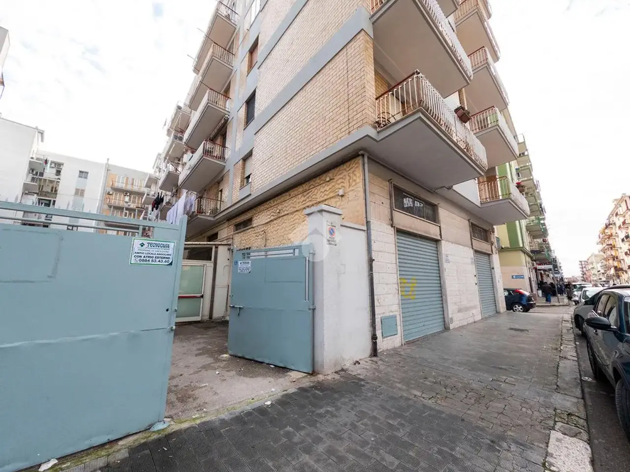 Negozio in Via della Croce 53, Manfredonia, {3} - Foto 1
