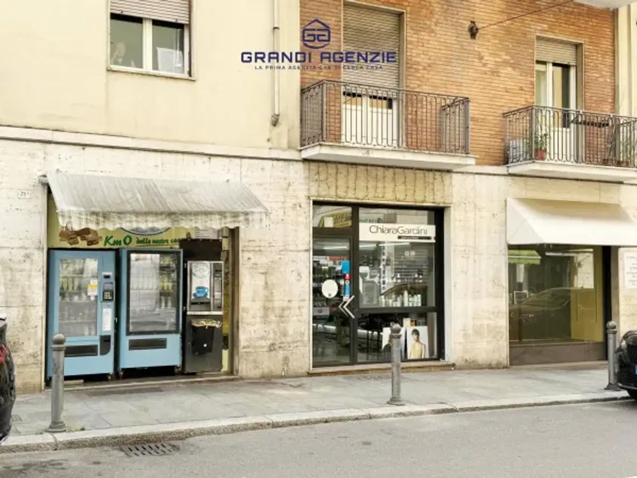 Negozio in Strada Giuseppe Garibaldi 71, Parma, {3} - Foto 1