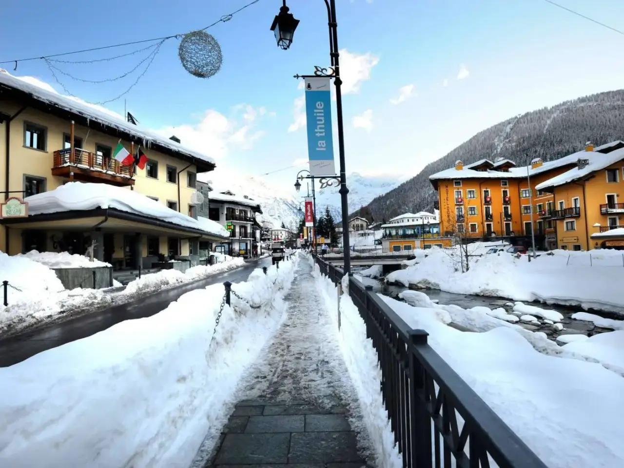 Negozio in , Courmayeur, {3} - Foto 1