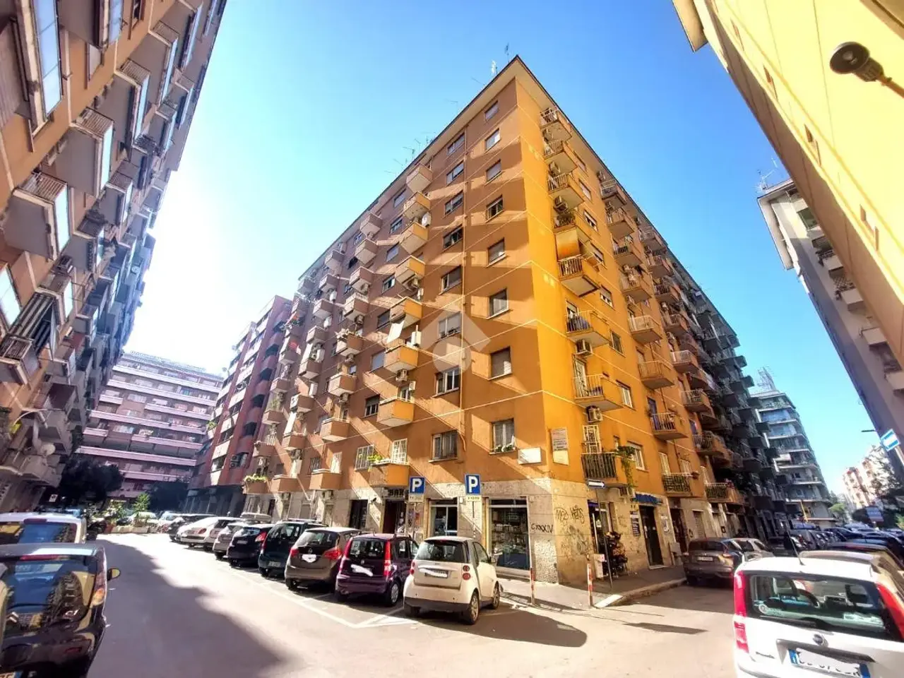 Negozio in Via Pietro Mengoli 26, Roma, {3} - Foto 1