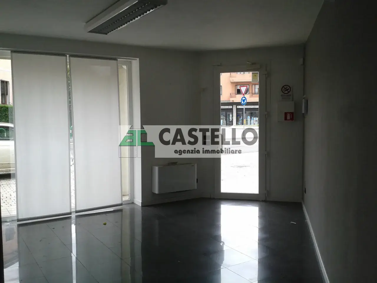 Ufficio in Via Enrico Bernardi, 20e, Padova, {3} - Foto 1