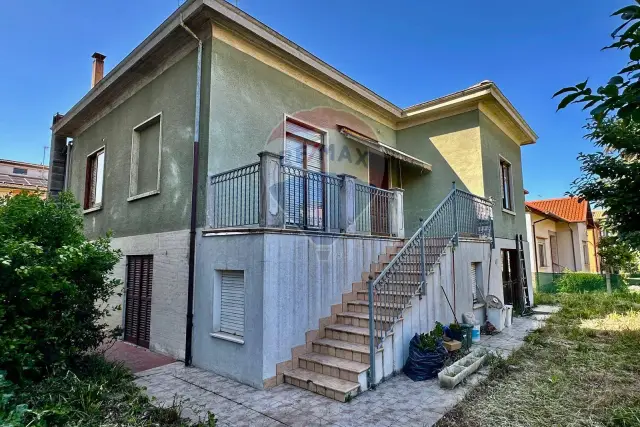 Villa in vendita, Chiaravalle - Foto 1