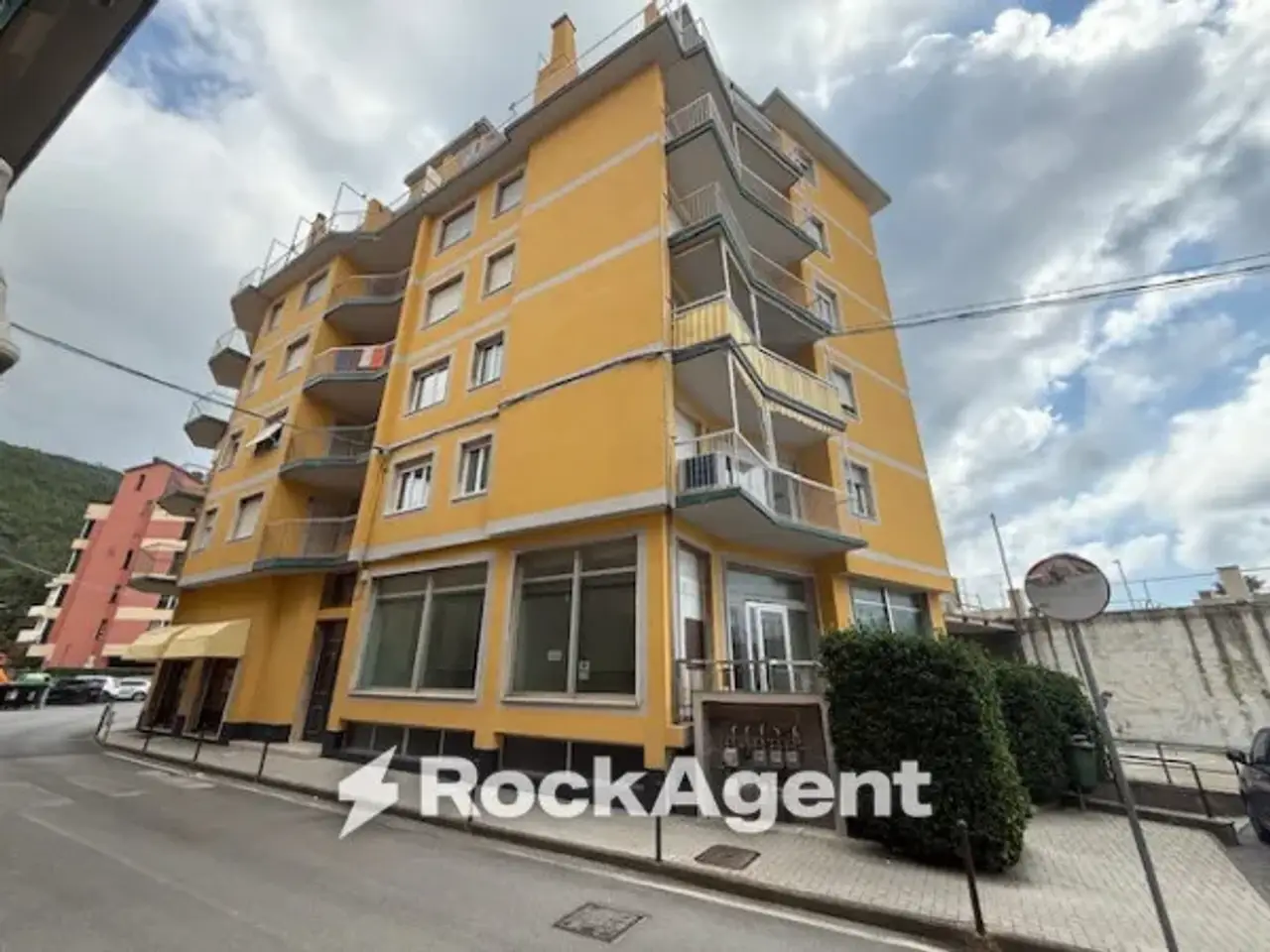 Filiale bancaria in , Deiva Marina, {3} - Foto 2