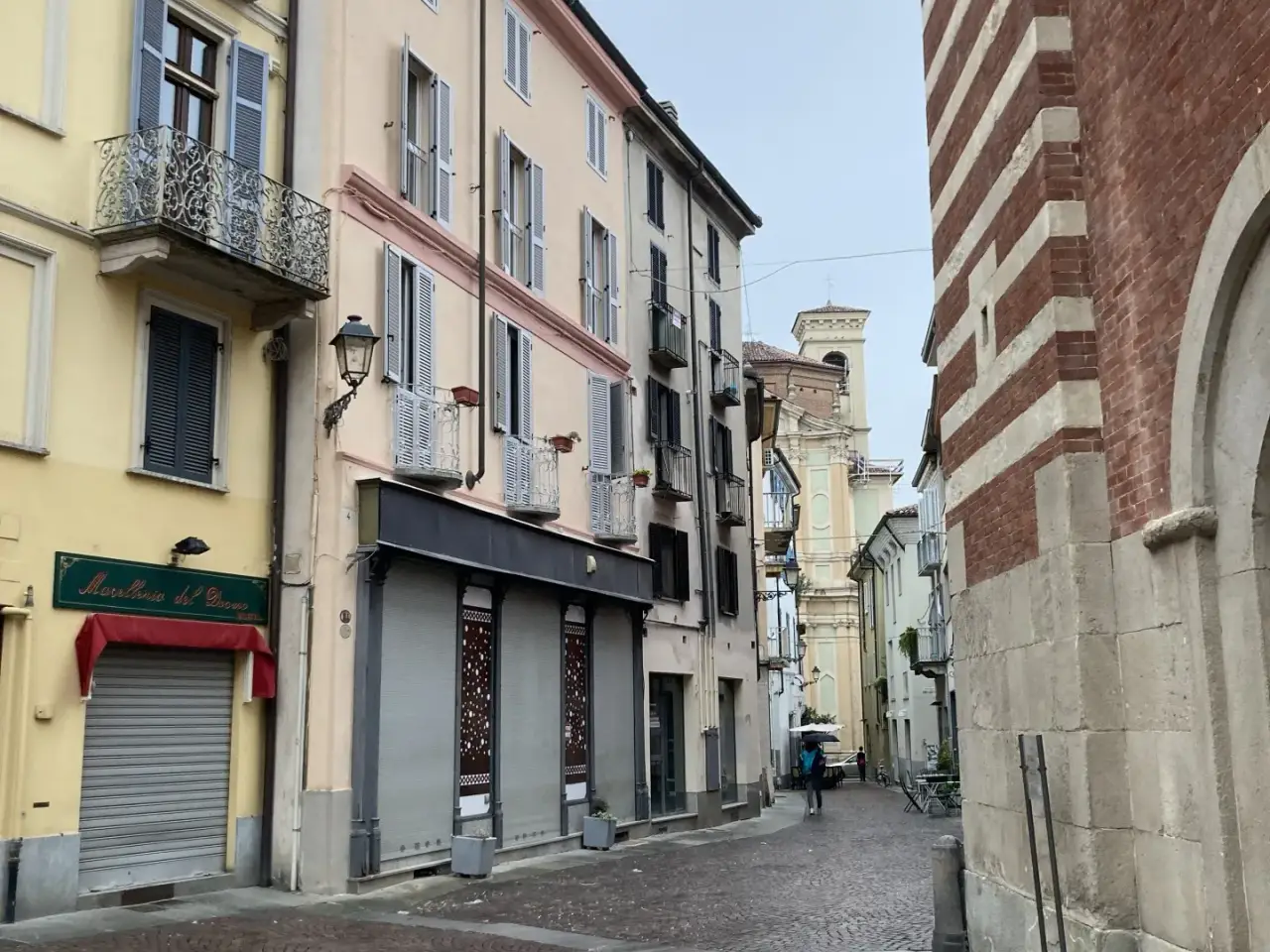 Negozio in Via Volpi 8, Casale Monferrato, {3} - Foto 2
