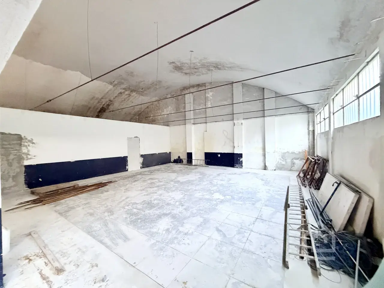 Magazzino in Corso Camillo Benso Conte di Cavour 64, Trino, {3} - Foto 1