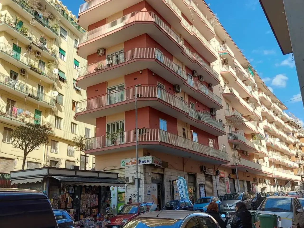 Negozio in Via Crispi, Salerno, {3} - Foto 2