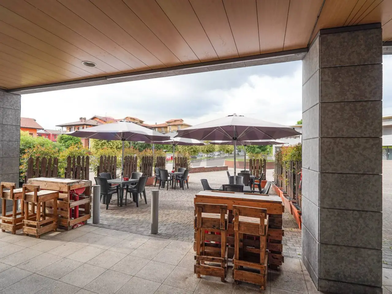 Esercizio commerciale in Piazza dei Vignali 12, Madone, {3} - Foto 1