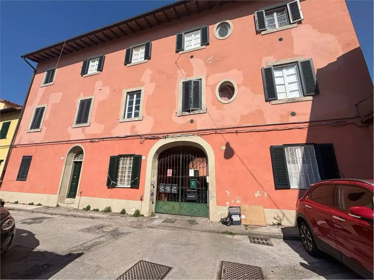 Laboratorio in , Livorno, {3} - Foto 1
