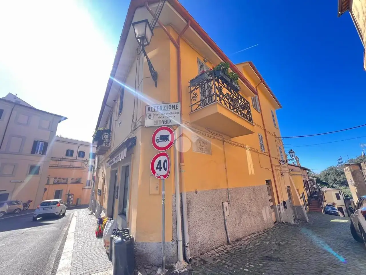 Negozio in Vicolo del Fosso, Castel Gandolfo, {3} - Foto 2