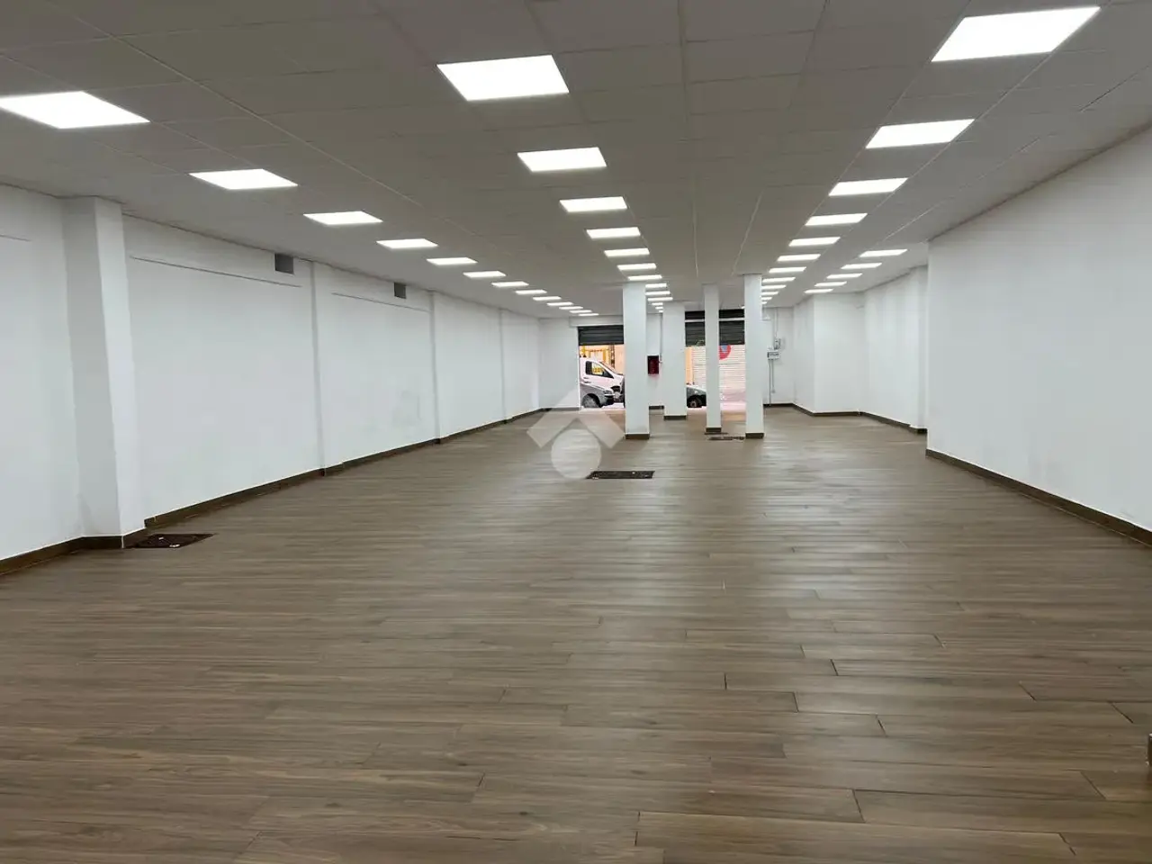 Negozio in Via Giustino Fortunato 49, Casoria, {3} - Foto 1