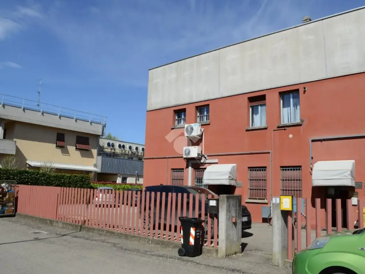 Capannone in Via Giuseppe Botteri 3, Parma, {3} - Foto 2