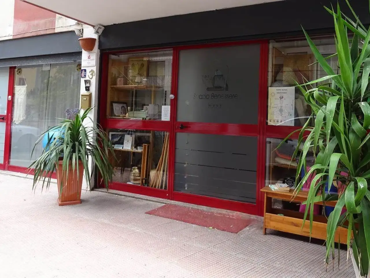 Negozio in Via Effrem Datto, Bari, {3} - Foto 1