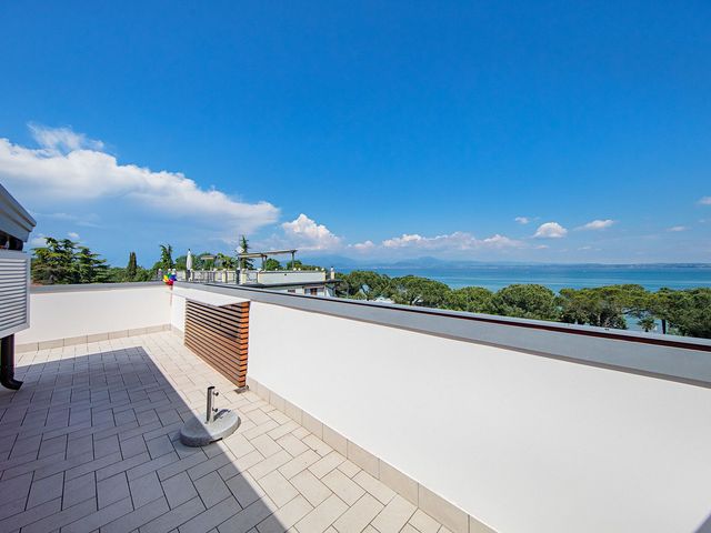 Penthouse in Via Benaco 4, Sirmione - Photo 1