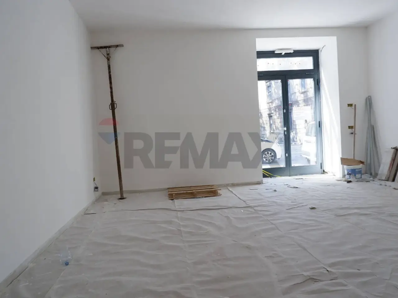Negozio in Corso Giannone 184, Caserta, {3} - Foto 2