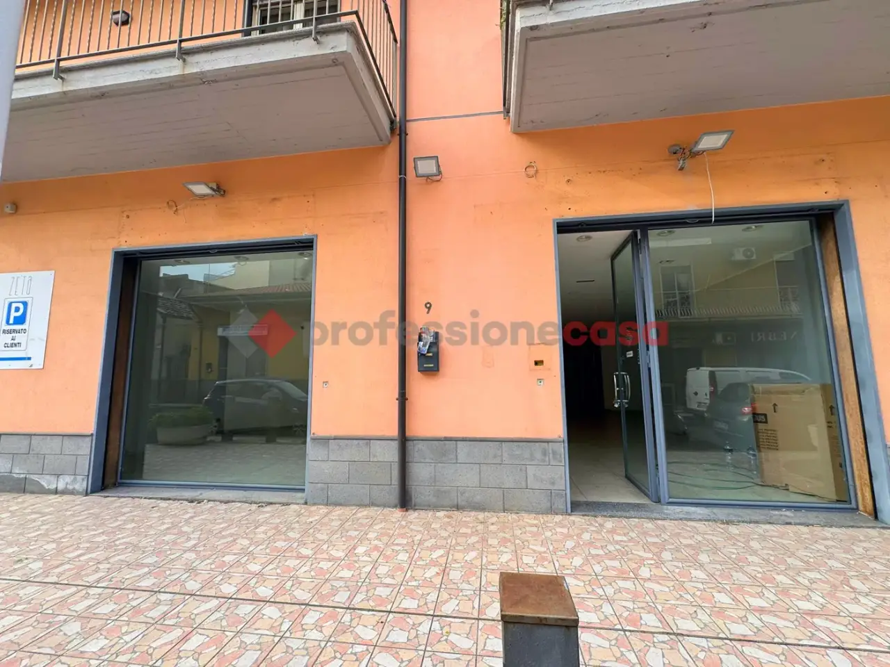 Negozio in Via Roma  9 B, Motta Sant'Anastasia, {3} - Foto 1