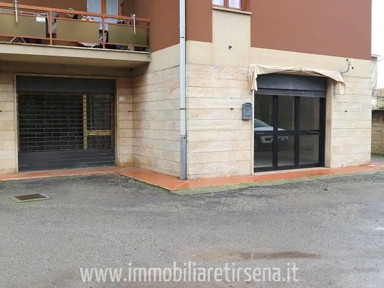 Locale commerciale in , Orvieto, {3} - Foto 1