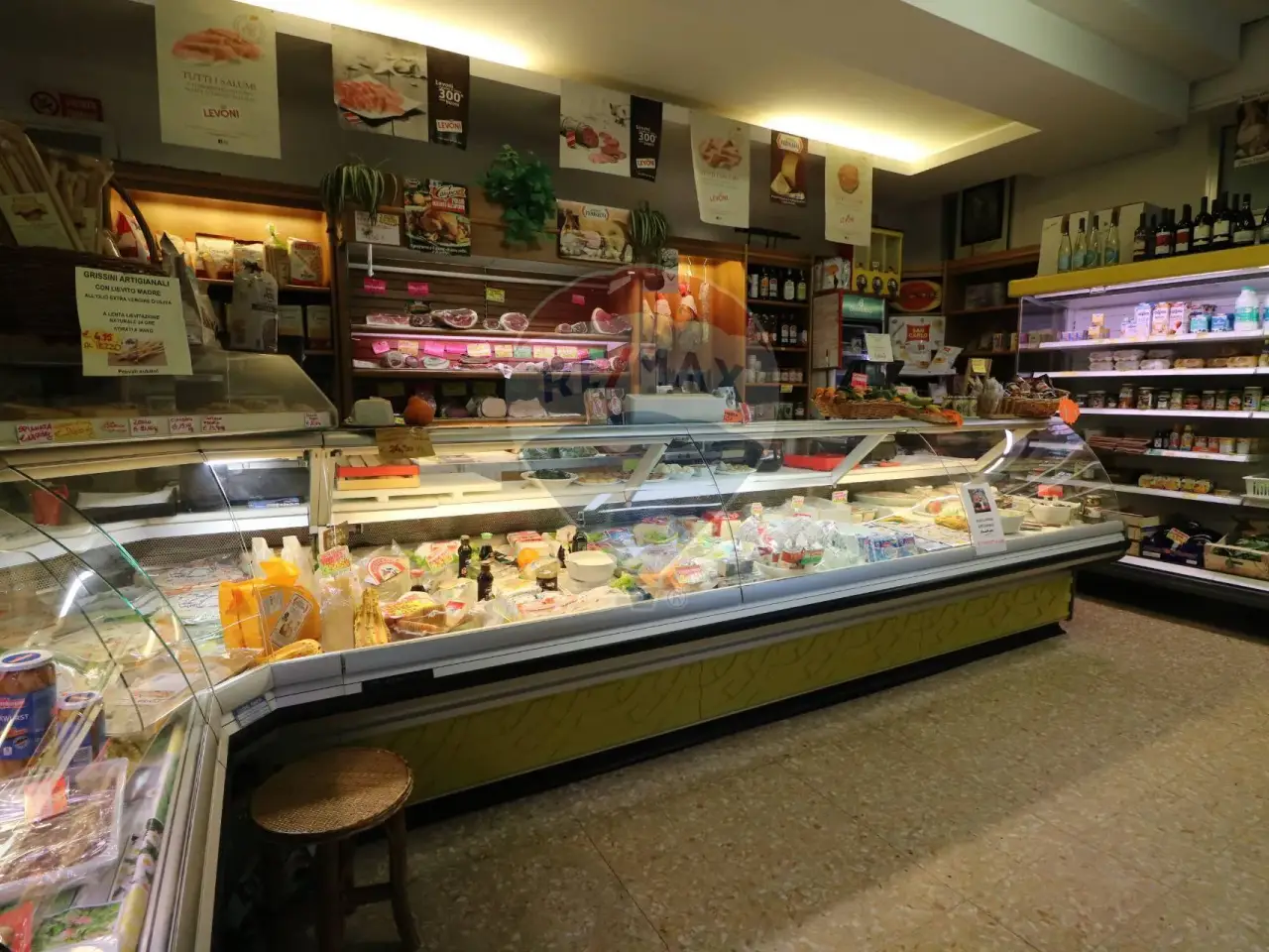 Esercizio commerciale in , Rimini, {3} - Foto 1