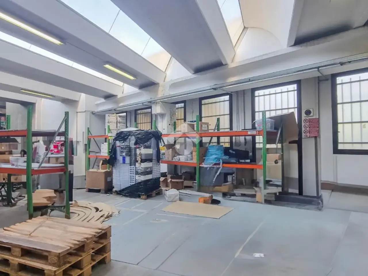 Magazzino in Via Privata Europa 6, Calco, {3} - Foto 2